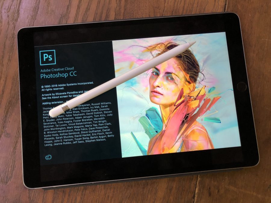 ¡YA ERA HORA! Photoshop está a punto de llegar a los iPad